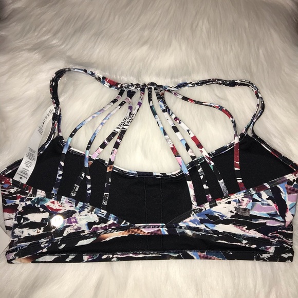 Nwt lululemon Lighten Up Bra culture clash multi - Picture 4 of 5